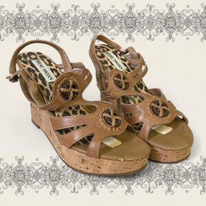 Steve Madden brown leather platform sandals with leopard print lining